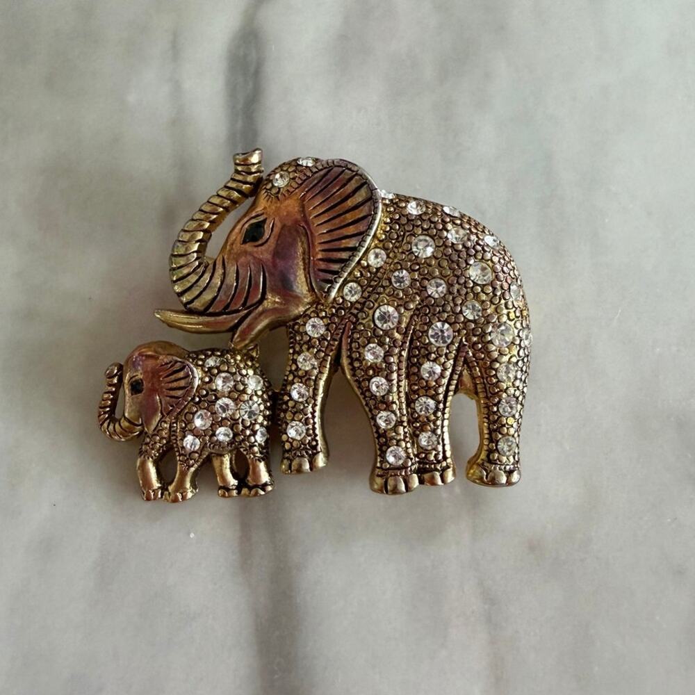 Vintage Gold Tone Rhinestone Mom & Baby Elephant Brooch
